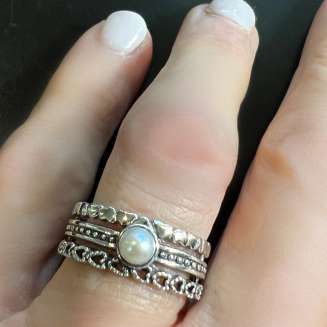 STERLING SILVER AND PEARL RING SIZE 7