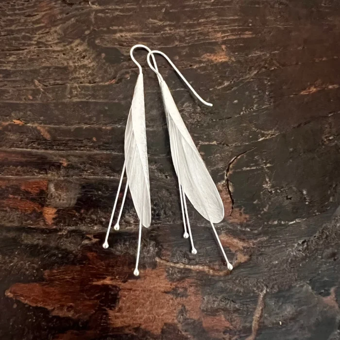 4e55376c590bd5828dde144673d785cf521233a56cabf0752aa1a5a65ade19a7