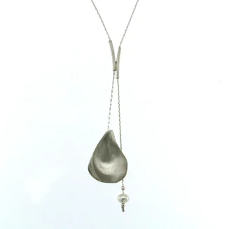NECKLACE SILVER SATIN FINISH 1" OYSTER SHELL PENDANT, WHITE FRESHWATER PEARL DROP, SILVER CHAIN 20"