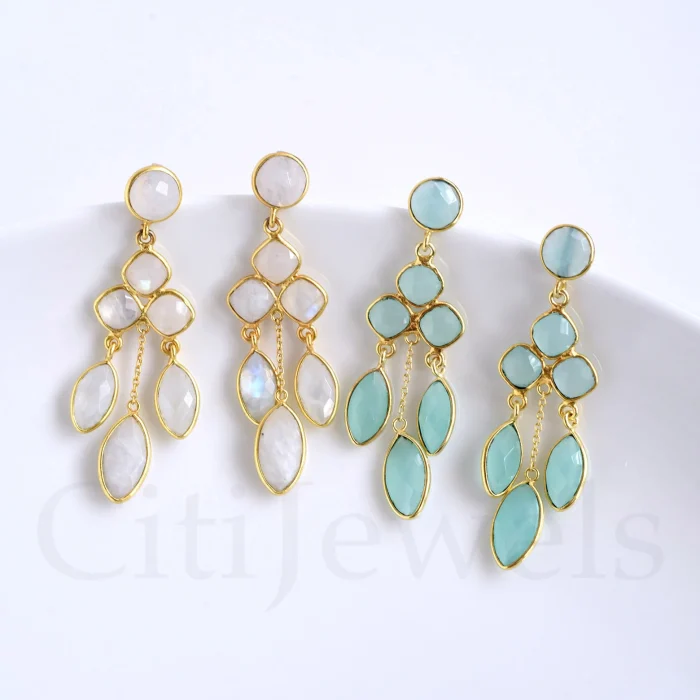 GG0150E-A-Moon_and_Chal