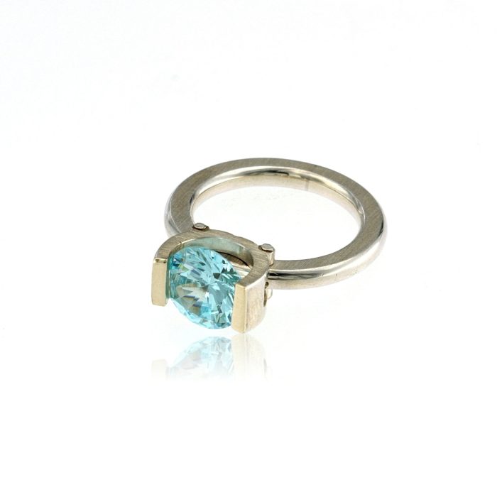 PM701AQ2-2000x2000_4251211f-ee04-478d-aff3-a59045f2ef7a_1024x1024@2x