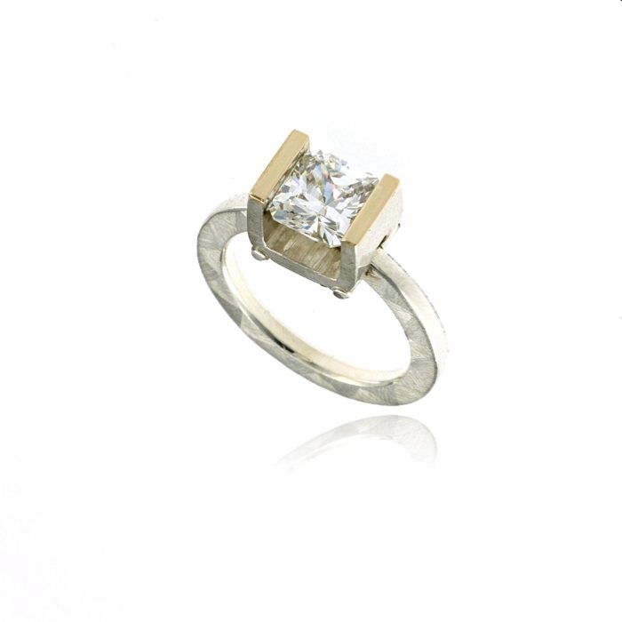 PM719CZ-2000x2000_34c86707-2d02-4a0d-9dd1-97e9b2e25ea2_1024x1024@2x