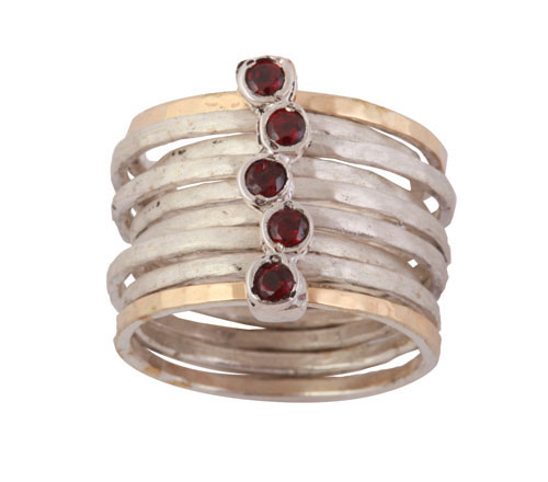 ring with garnets ring with garnets