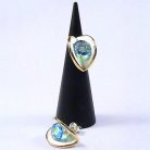 Clamshell Earring with 8mm stone