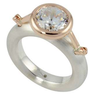 Round Suspension White Zircon SIZE 8.5